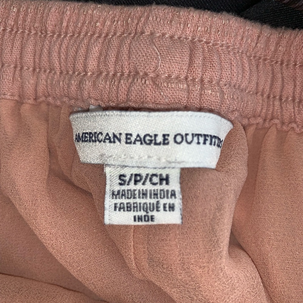 Super comfy pink shorts - Picture 3 of 3